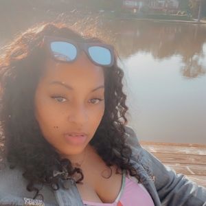 Meet your Posher, Posh